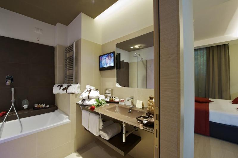 UNA HOTELS Villa dei Platani Foligno - Oda