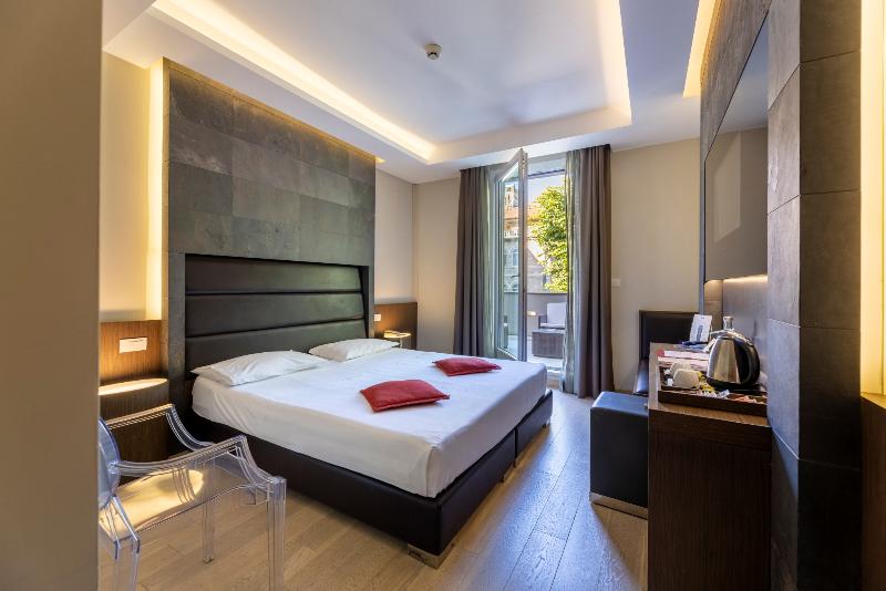 UNA HOTELS Villa dei Platani Foligno - Oda