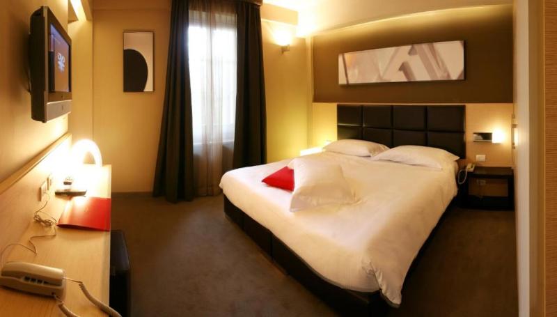 UNA HOTELS Villa dei Platani Foligno - Oda