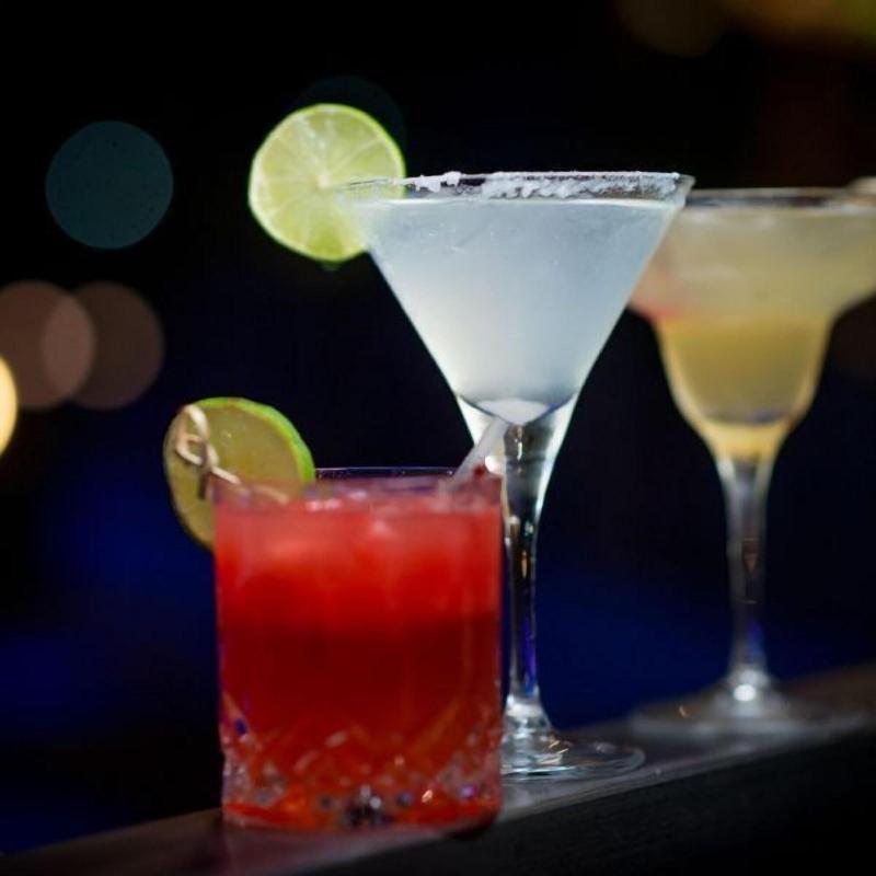 Cosmopolitan - Bar