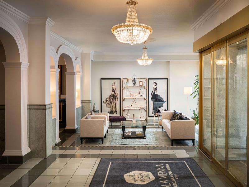 Arthotel ANA Gala Vienna Trademark C. by Wyndham - Lobi