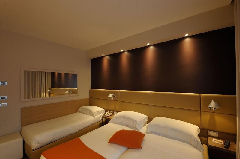 Dal Moro Gallery Hotel - Oda