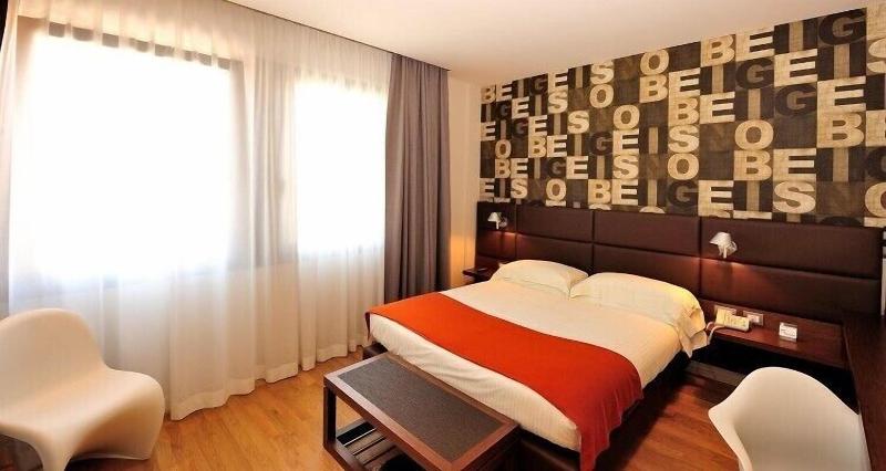 Dal Moro Gallery Hotel - Oda