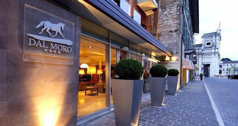 Dal Moro Gallery Hotel - Oda