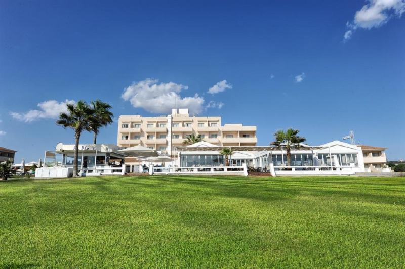 Piere Anne Beach Hotel - Lobi