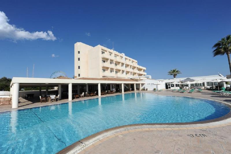 Piere Anne Beach Hotel - Genel