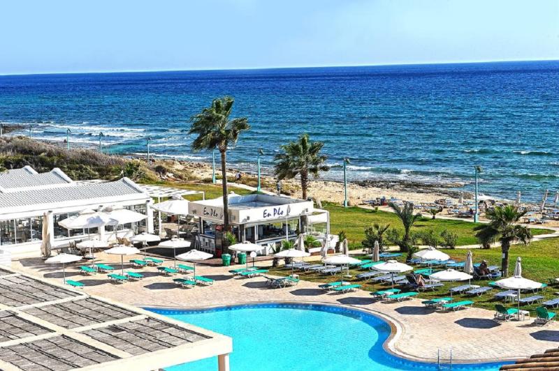 Piere Anne Beach Hotel - Genel