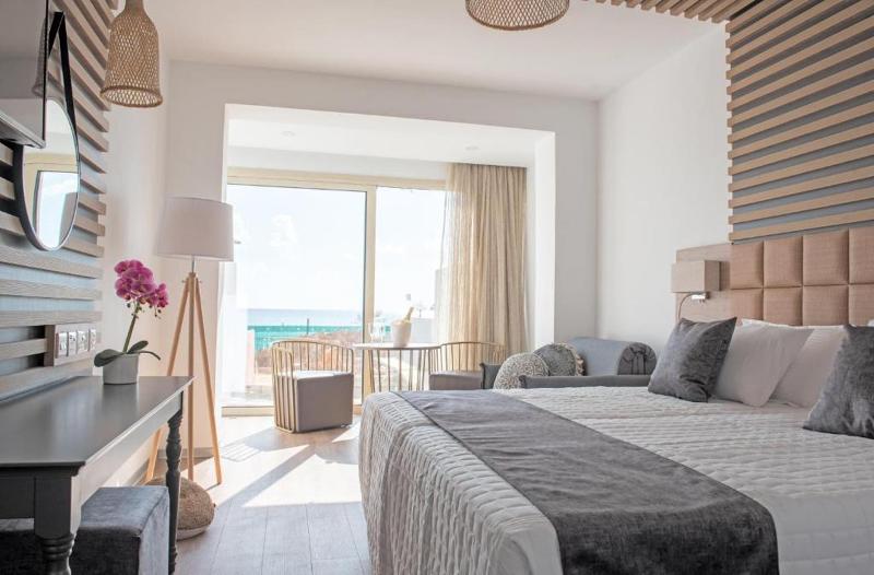 Piere Anne Beach Hotel - Oda