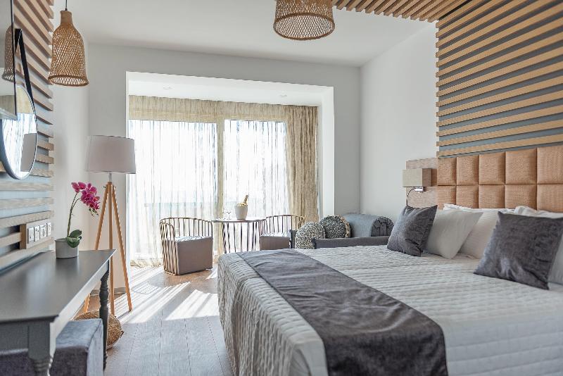 Piere Anne Beach Hotel - Oda