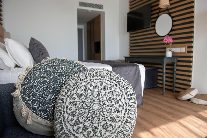 Piere Anne Beach Hotel - Oda