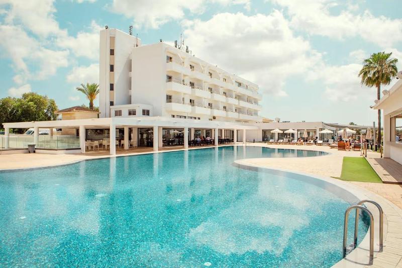 Piere Anne Beach Hotel - Havuz