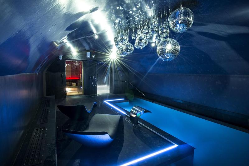Vertigo Hotel, Dijon, a Member of Design Hotels - Havuz