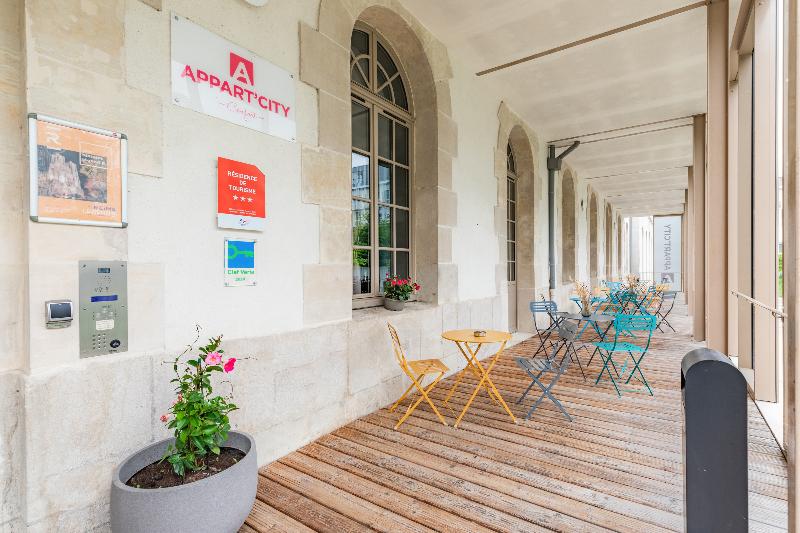 Appart'City Confort Reims Centre - Teras