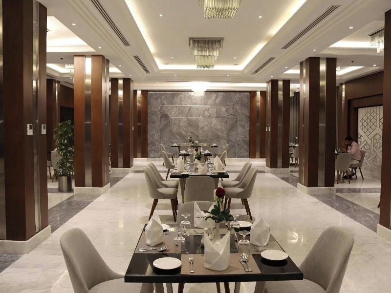 Le Meridien Hotel Medina - Restoran