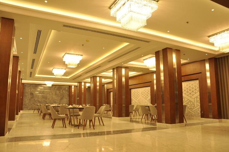 Le Meridien Hotel Medina - Restoran