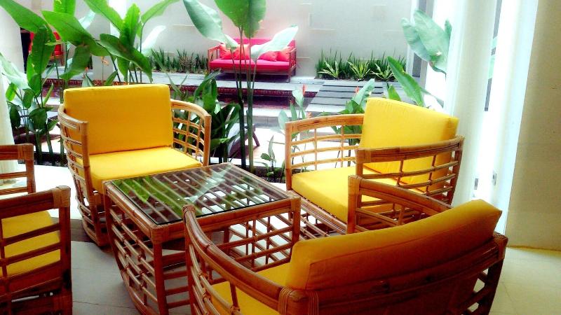 Euphoria Hotel - Lobi