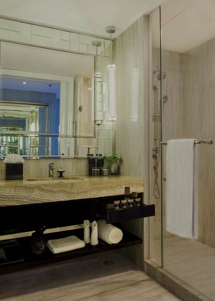 Hotel Ciputra World Surabaya - Oda