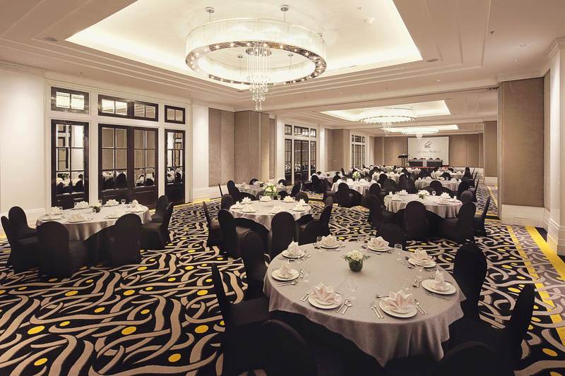 Hotel Ciputra World Surabaya - Restoran