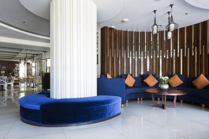 Natya Hotel - Lobi