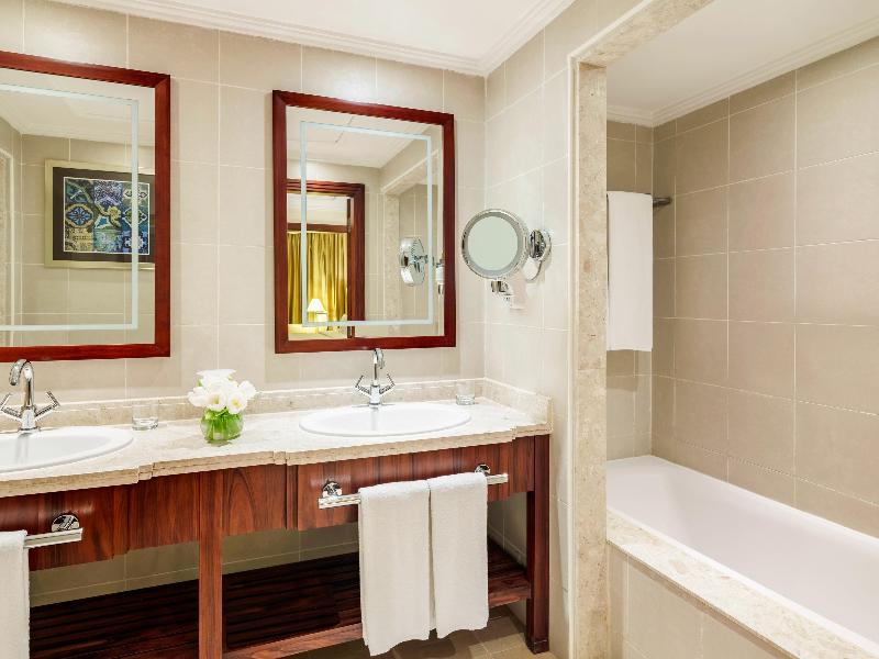 Movenpick Hotel & Residences Hajar Tower Makkah - Oda