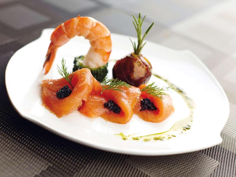Movenpick Hotel & Residences Hajar Tower Makkah - Restoran