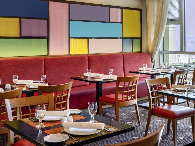 Movenpick Hotel & Residences Hajar Tower Makkah - Restoran