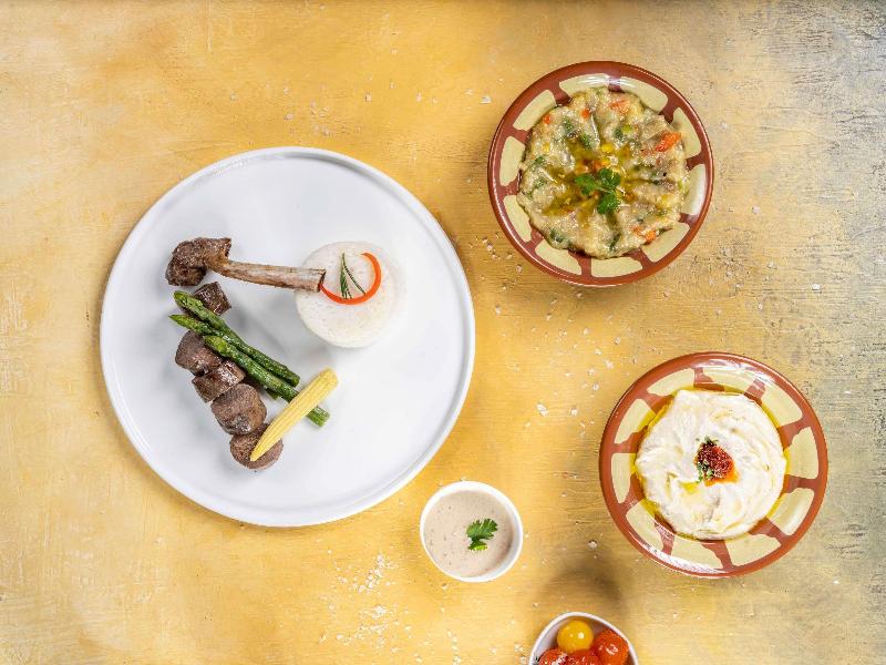Movenpick Hotel & Residences Hajar Tower Makkah - Restoran