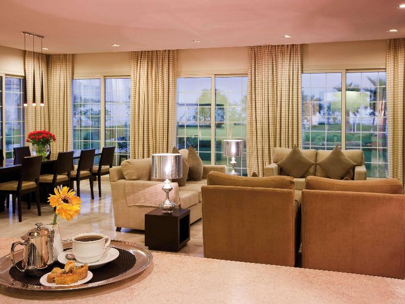 Movenpick Beach Resort Al Khobar - Oda