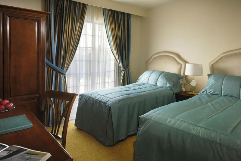 Movenpick Beach Resort Al Khobar - Oda