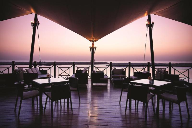 Movenpick Beach Resort Al Khobar - Restoran