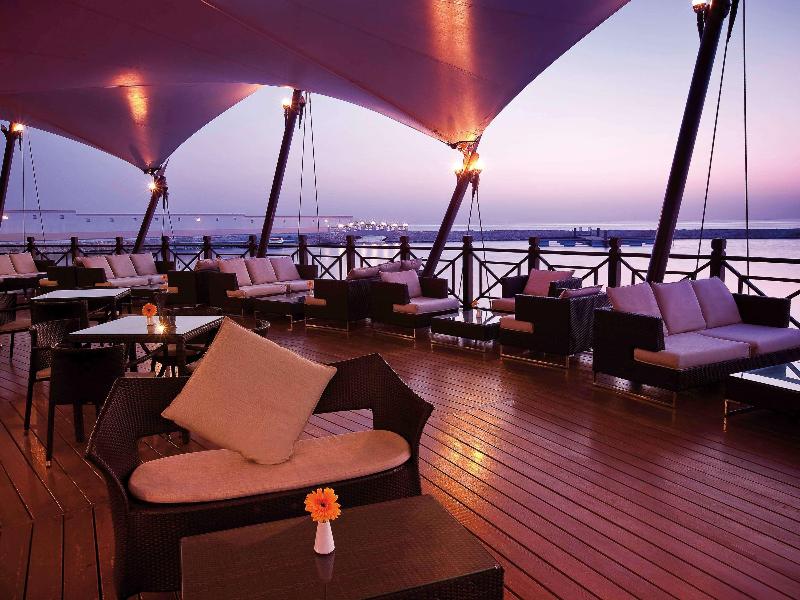 Movenpick Beach Resort Al Khobar - Restoran