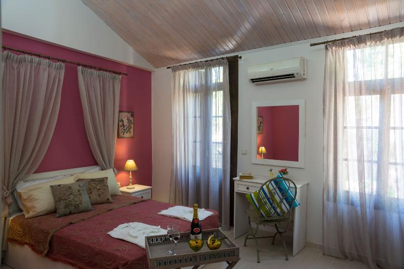 Elia Portou Rooms - Oda