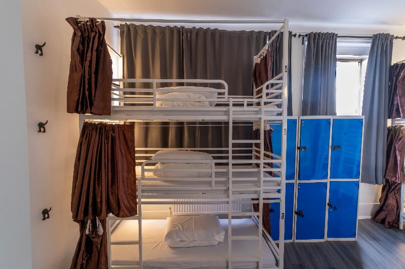 Book a Bed Hostels - Oda