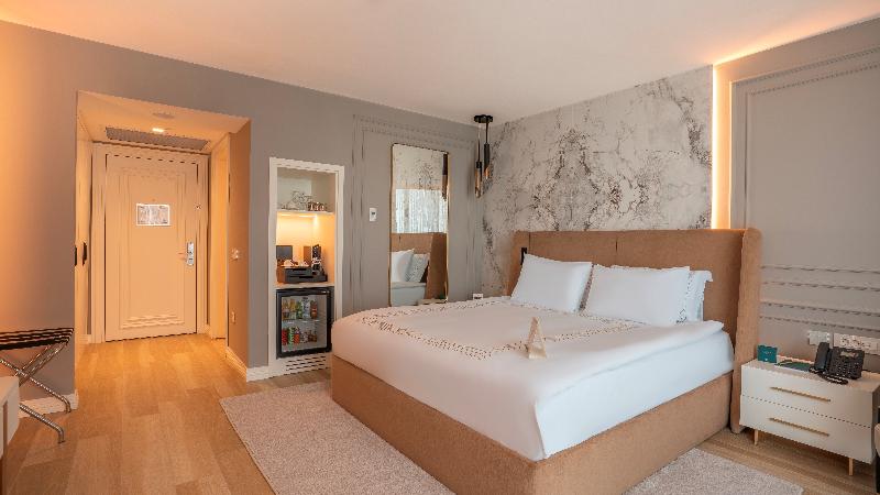 Qlusive Hotel - Oda