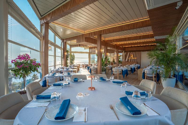 Qlusive Hotel - Restoran