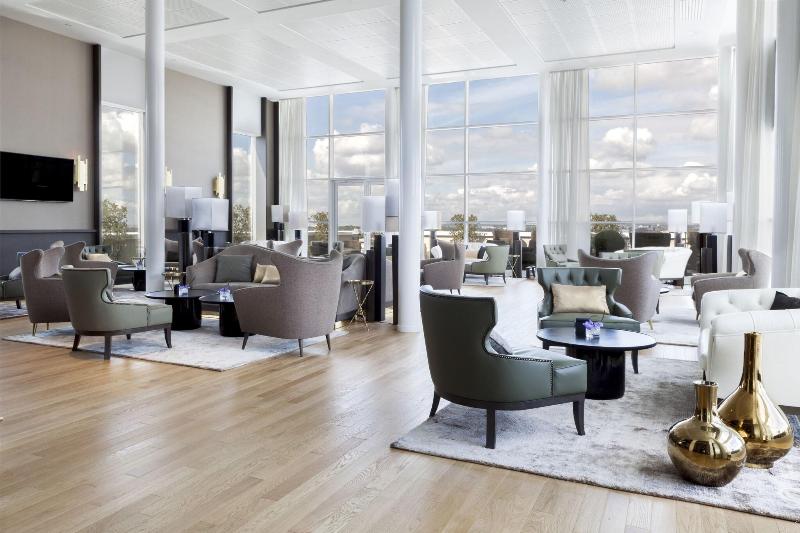 AC Hotel by Marriott Paris Le Bourget Airport - Bar