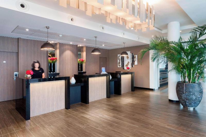 AC Hotel by Marriott Paris Le Bourget Airport - Lobi