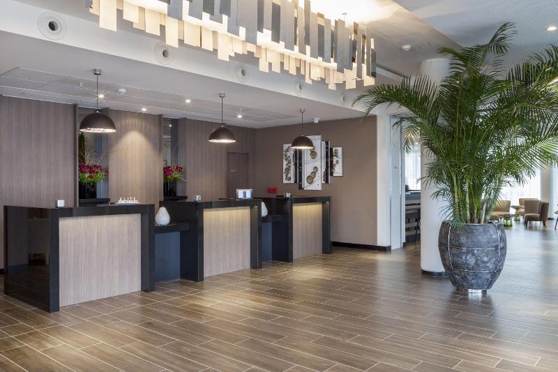 AC Hotel by Marriott Paris Le Bourget Airport - Lobi