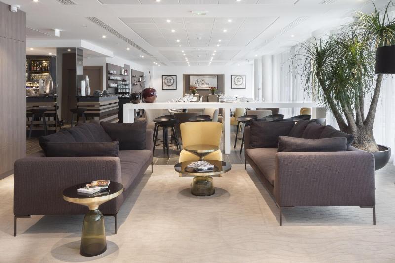 AC Hotel by Marriott Paris Le Bourget Airport - Lobi