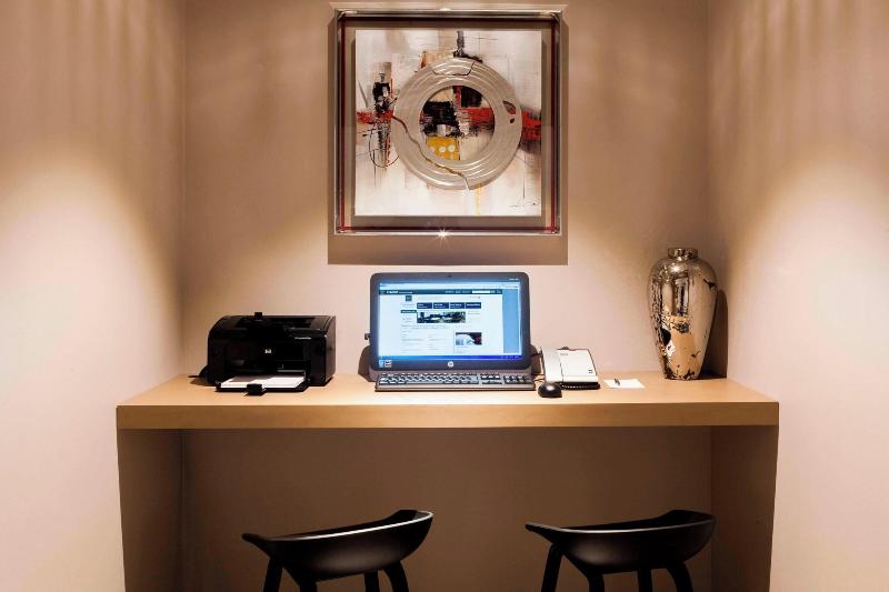AC Hotel by Marriott Paris Le Bourget Airport - Toplantı