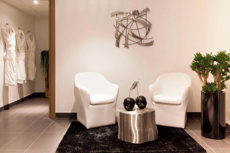 AC Hotel by Marriott Paris Le Bourget Airport - Aktivite