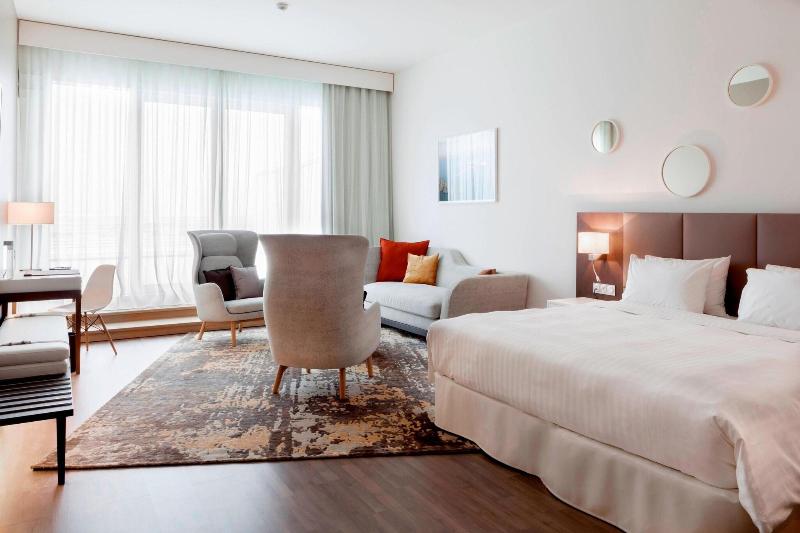 AC Hotel by Marriott Paris Le Bourget Airport - Oda