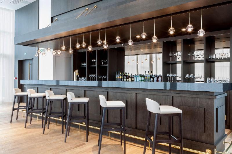 AC Hotel by Marriott Paris Le Bourget Airport - Restoran