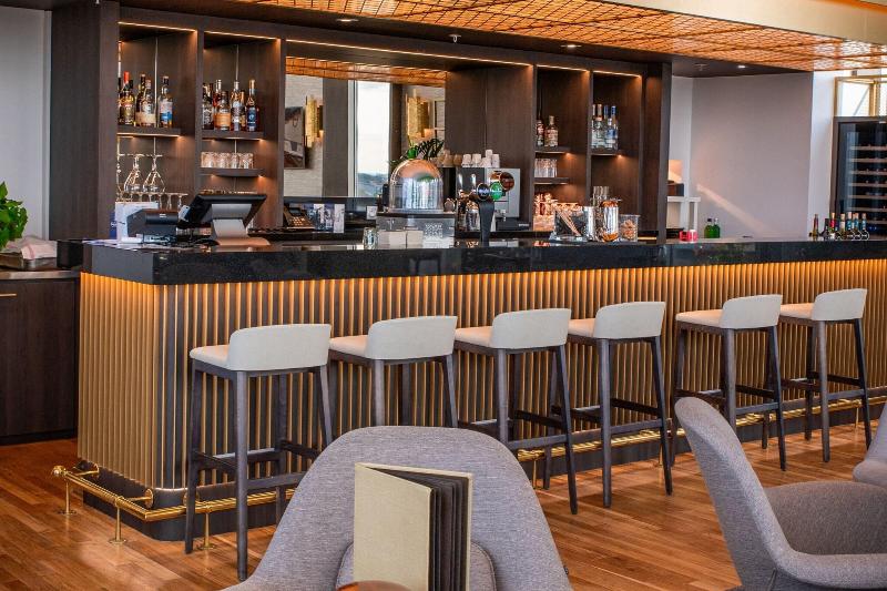 AC Hotel by Marriott Paris Le Bourget Airport - Restoran