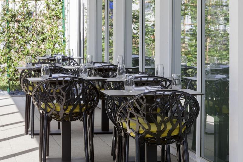 AC Hotel by Marriott Paris Le Bourget Airport - Restoran