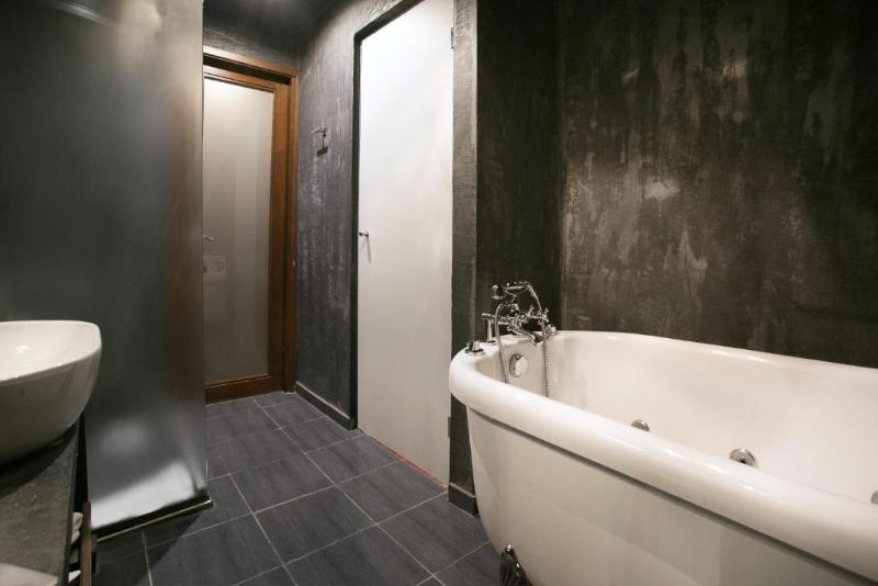 Diamond Suites - Oda