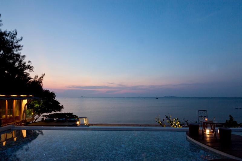 U Pattaya - Bar