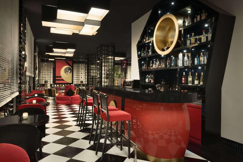 Ramada Hotel & Suites By Wyndham Istanbul Sisli - Bar