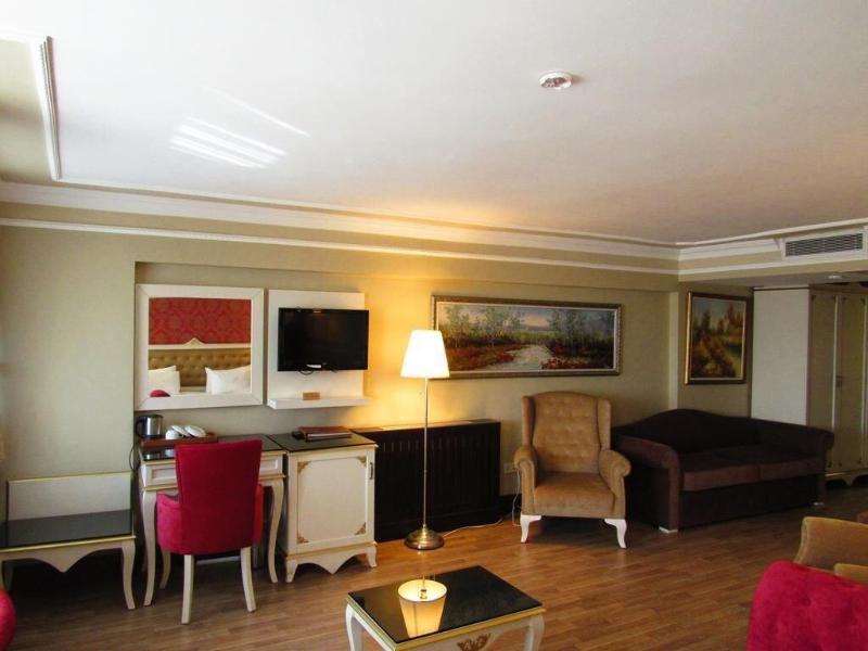 Kadikoy Park Suites Hotel - Oda
