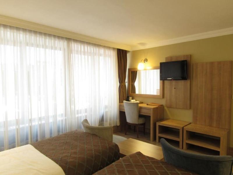 Kadikoy Park Suites Hotel - Oda